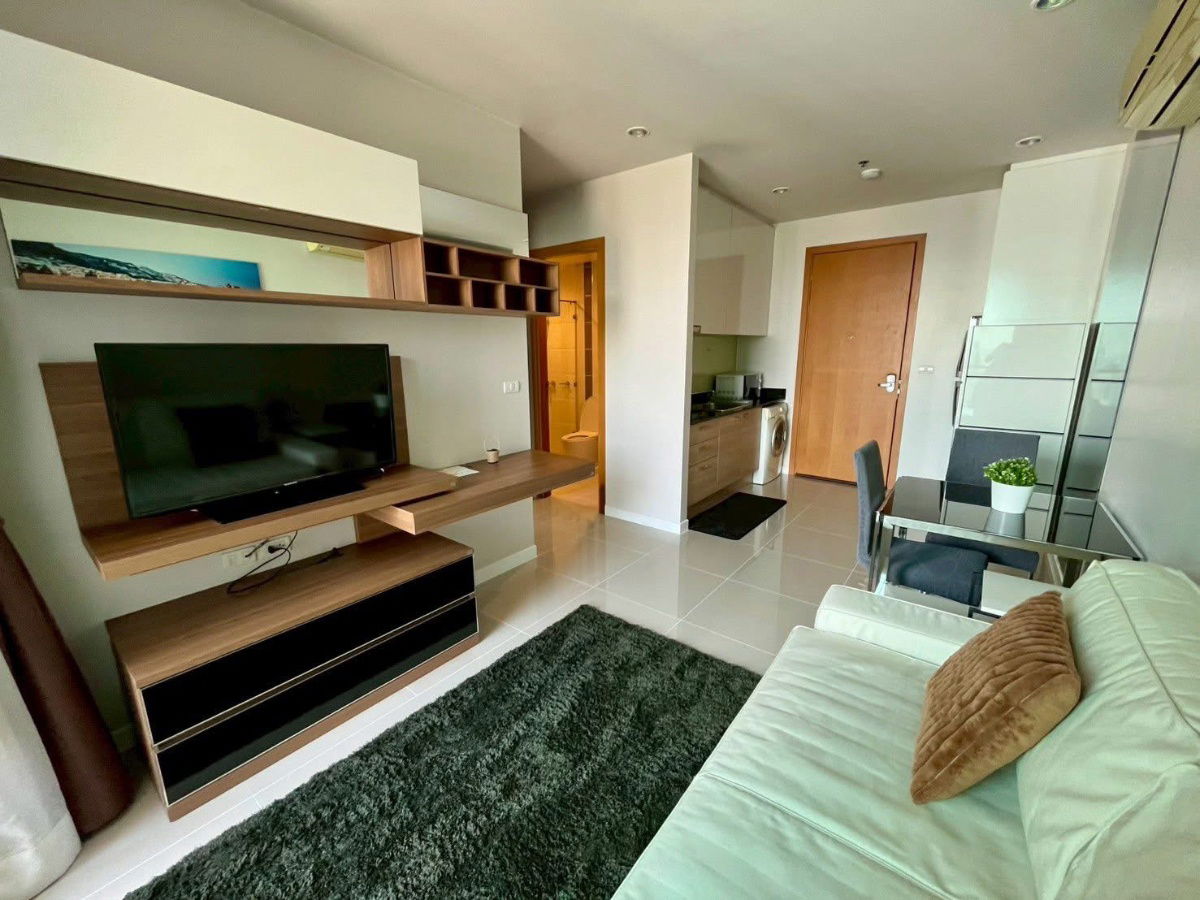 picture #R6027 🎉 280868 Condo for rent Circle Condominium  - 9/16
