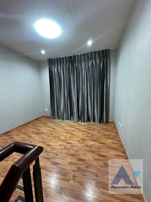 รูป 🔼🔽 AccomA 📩 Townhouse in a private project with backyard and pet-friendly policy (13001080) - รูปที่ 5/18