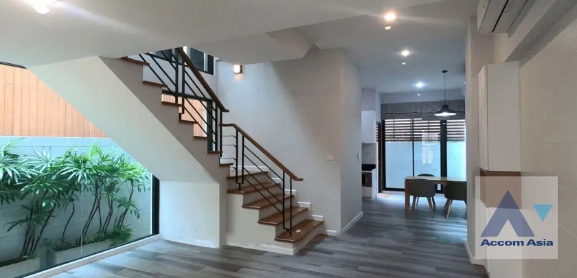 picture 🔼🔽 AccomA 📩  3 BR House in Khlong Ton Nuea (AA42494) - 3/19