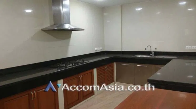 picture 🔼🔽 AccomA 📩 Townhouse with classic look and natural light in Sathorn (AA17368) - 5/10