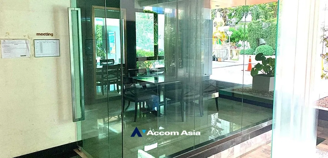 picture 🔼🔽 AccomA 📩 Ivy Sathorn - 12/14