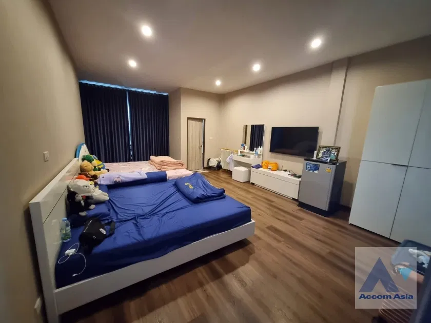 picture 🔼🔽 AccomA 📩 Garden View 3 BR Townhouse @Cordiz at Udomsuk (AA43781) - 12/17