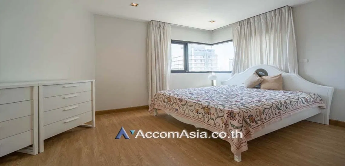 picture 🔼🔽 AccomA 📩  3 BR Condominium @Sathorn Gardens (AA10425) - 8/13