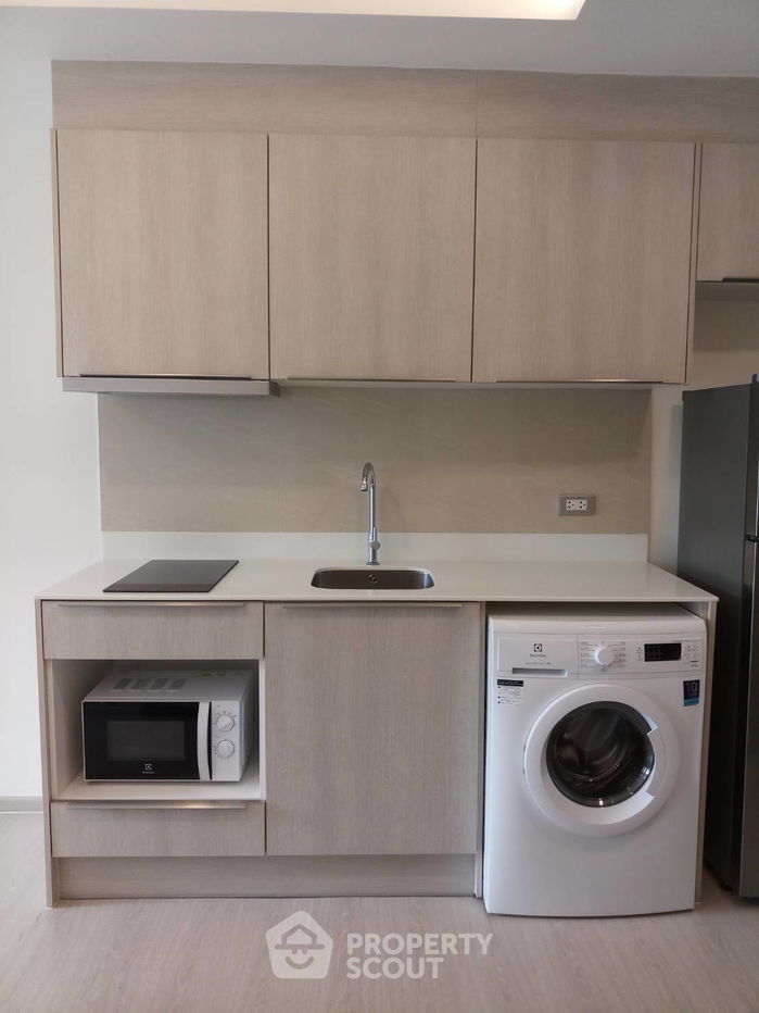 รูป คอนโด 1-ห้องนอน ที่ วีธารา สุขุมวิท 36 ใกล้ BTS ทองหล่อ (ID 2282398) - รูปที่ 3/14