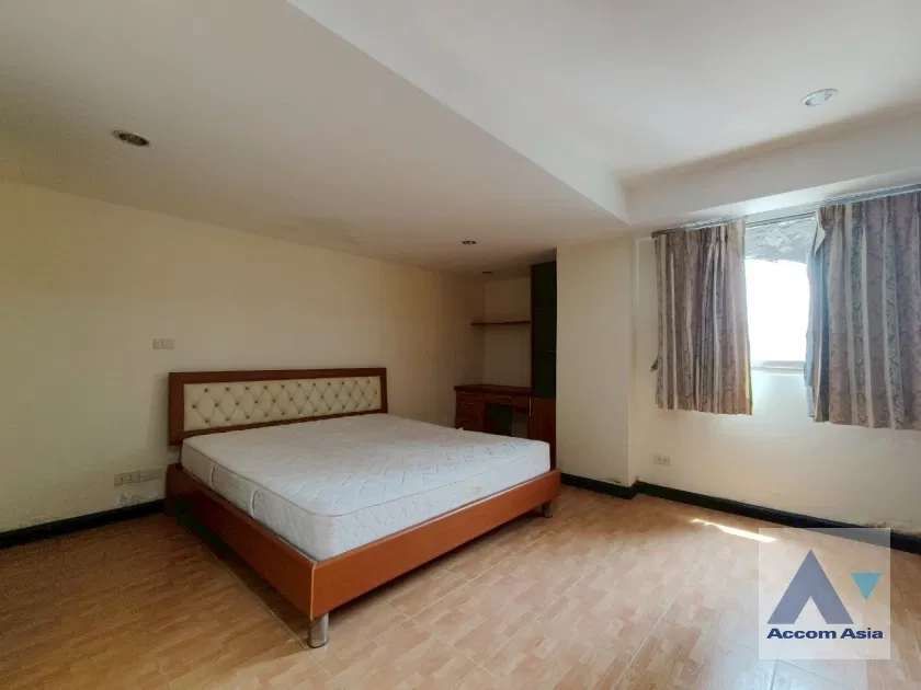 picture 🔼🔽 AccomA 📩 Elegant City View Residence in Classic Sukhumvit 39 at Royal Castle - 16/20