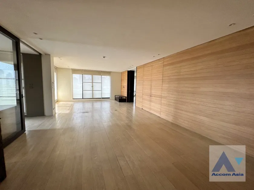 รูป 🔼🔽 AccomA 📩 Elegant Condominium in Prime Sathorn with Dual Entrances (20798)  - รูปที่ 2/17