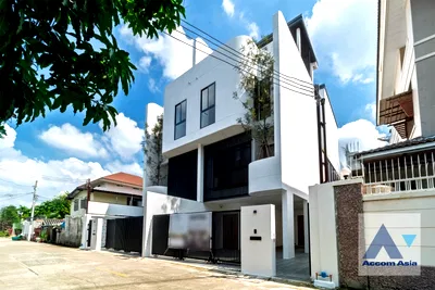 บ้านเดี่ยว ไบเทค บางนา : 🔼🔽 AccomA 📩 Private Swimming Pool 3 BR House @THE SHADE 101 (AA41945)
