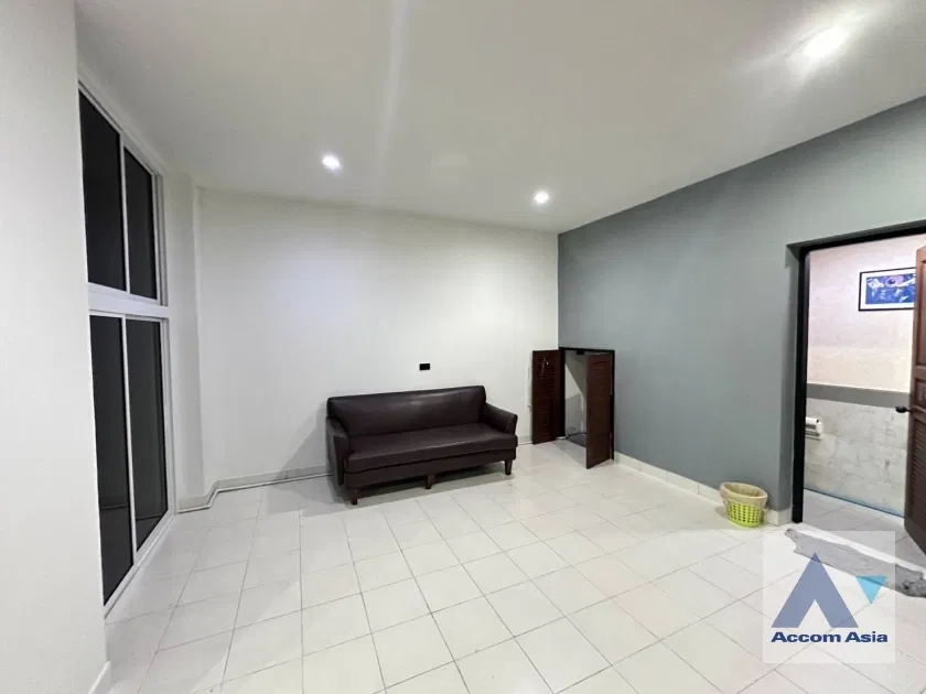 รูป 🔼🔽 AccomA 📩  3 BR Townhouse @Modern style (AA42616) - รูปที่ 2/16