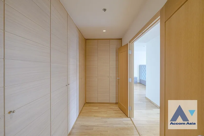 รูป 🔼🔽 AccomA 📩 Minimal-style condo with private pool in the Sathorn area (AA41025) - รูปที่ 10/20