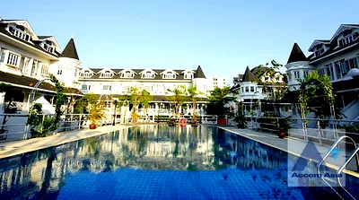 Townhouses for rent : 🔼🔽 AccomA 📩  4 BR Townhouse @Fantasia Villa 2 (AA44252)