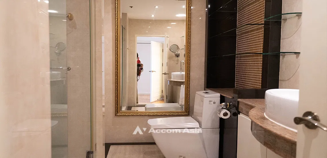 รูป 🔼🔽 AccomA 📩 Modern light-toned condo with open terrace and built-in walk-in closet (21358) - รูปที่ 15/17