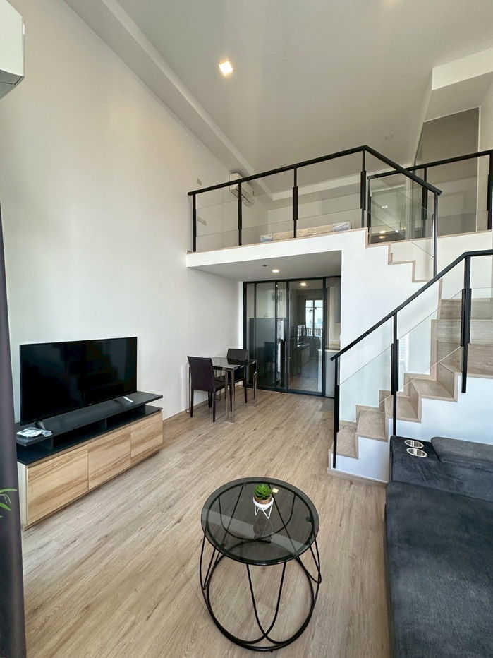 รูป 🛋️💗 (พร้อมเปิดห้องให้ดูทันที!) The Rich พระราม9-ศรีนครินทร์ 💗🛋️ loft 2 ชั้น ห้องlสะอาด เฟอร์นิเจอร์ครบพร้อมอยู่🔥🔥 ID LINE: @471ovhib 📲 - รูปที่ 7/29
