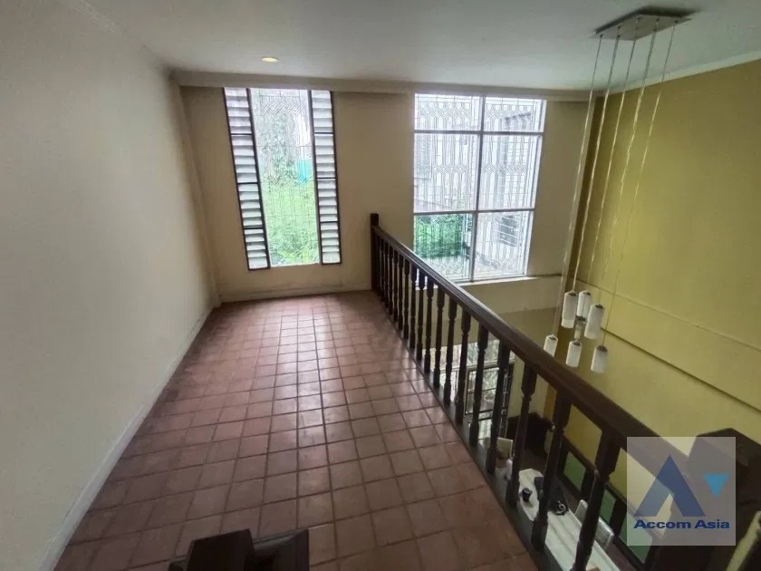 รูป 🔼🔽 AccomA 📩 Simple townhouse for rent in Sukhumvit (AA11183) - รูปที่ 11/20