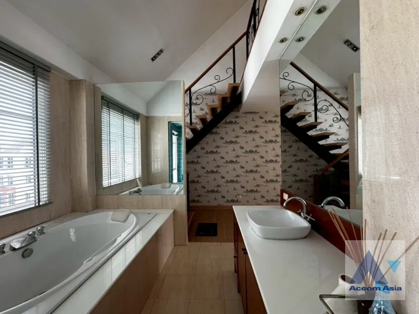 รูป 🔼🔽 AccomA 📩  4 BR House @Baan Klang Krung Thonglor (AA44012) - รูปที่ 18/20