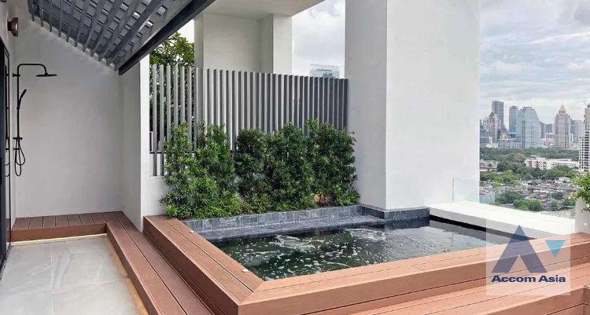 picture 🔼🔽 AccomA 📩 Crystal Garden Duplex – Luxury with a Bond-Inspired Twist (AA42214) - 2/17