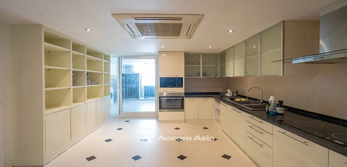 รูป 🔼🔽 AccomA 📩 Modern light-toned condo with open terrace and built-in walk-in closet (21358) - รูปที่ 5/17