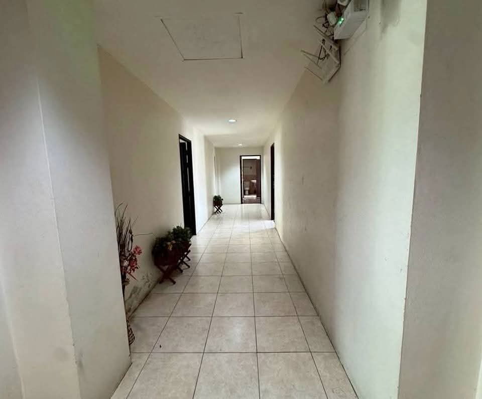 picture Commercial building for rent, 4 units, city center, Soi Bua Khao - 3/15