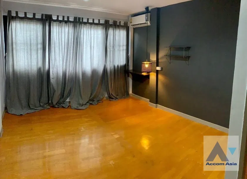 picture 🔼🔽 AccomA 📩  3 BR Townhouse in Khlong Ton Nuea (AA18875) - 6/7
