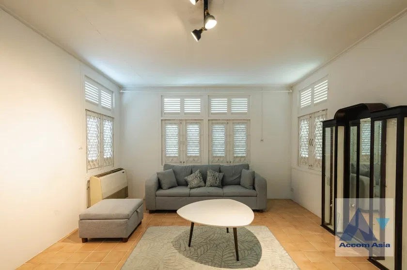 picture 🔼🔽 AccomA 📩  2 BR House in  Lumphini (AA40144) - 3/20