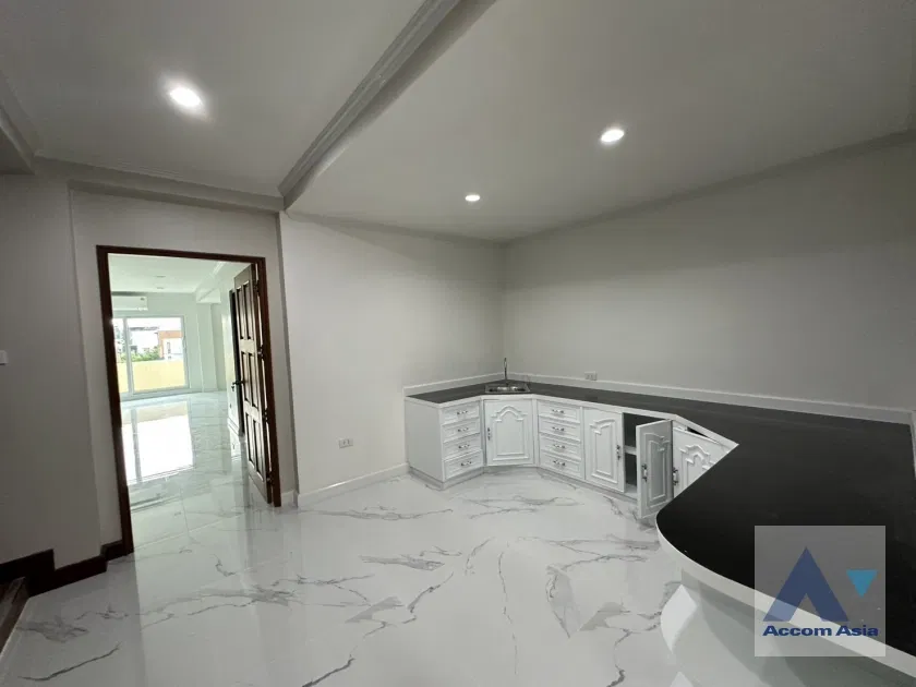 รูป 🔼🔽 AccomA 📩  4 BR Townhouse @Yenakart Residence (AA43570) - รูปที่ 12/20