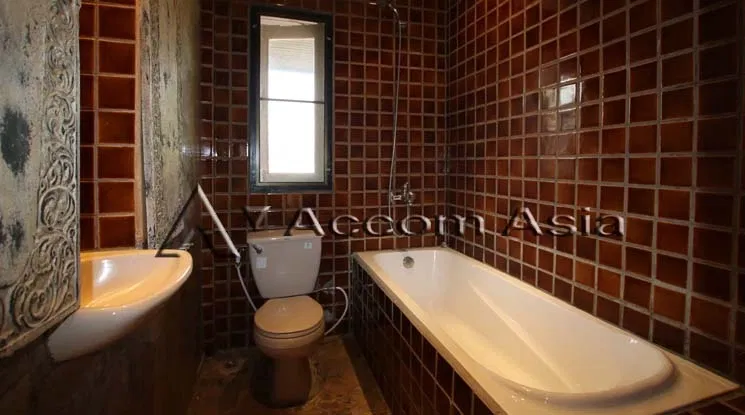 รูป 🔼🔽 AccomA 📩  3 BR House in Khlong Ton Nuea (13000373) - รูปที่ 10/11