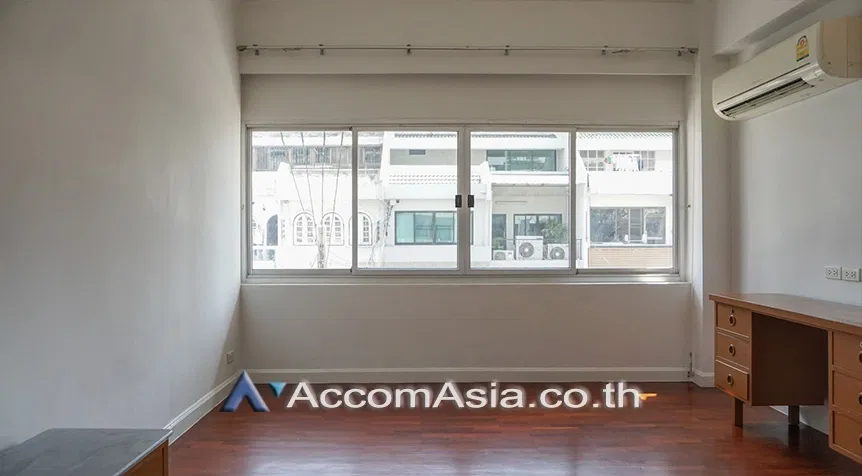 picture 🔼🔽 AccomA 📩 Home Office 4 BR Townhouse in Si Lom (AA26843) - 16/18