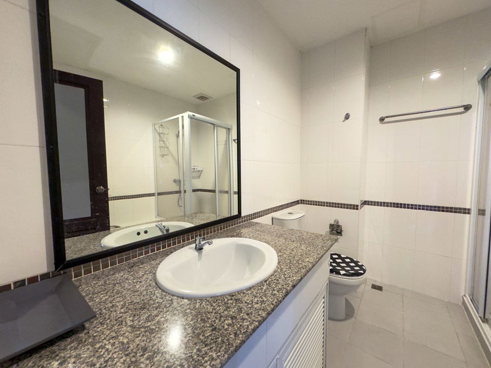 picture Studio Condominium @ T.W. Platinum Suites (Jomtien Beach) - 5/28