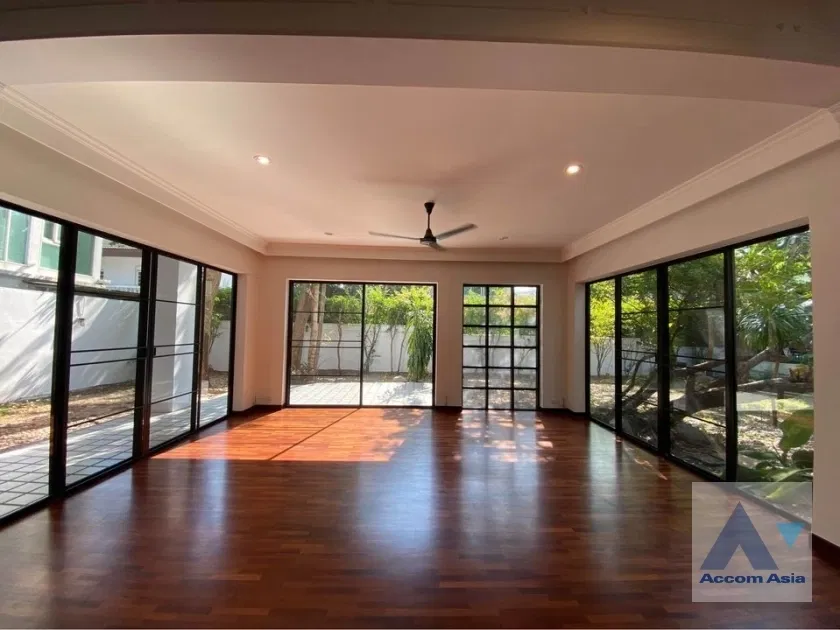 picture 🔼🔽 AccomA 📩 Pet friendly 4 BR House @ (1518685) - 1/14