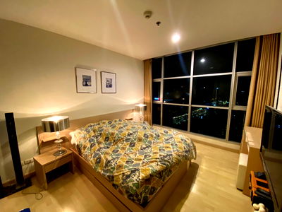 Condos for sale Kunnatee Rutharam Wittayakhom School : For Sale❗️❗️" 𝐑𝐡𝐲𝐭𝐡𝐦 𝐑𝐚𝐭𝐜𝐡𝐚𝐝𝐚 " Near : MRT-Ratchada 47 Sq.m. Floor 31