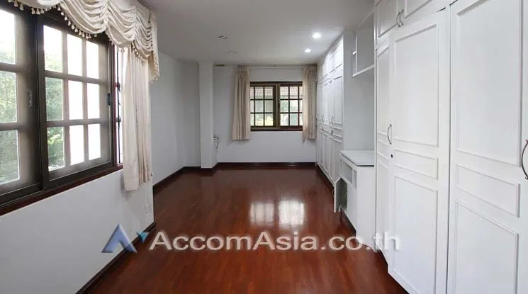 picture 🔼🔽 AccomA 📩 Home Office 3 BR House in Khlong Ton Nuea (1716799) - 9/13