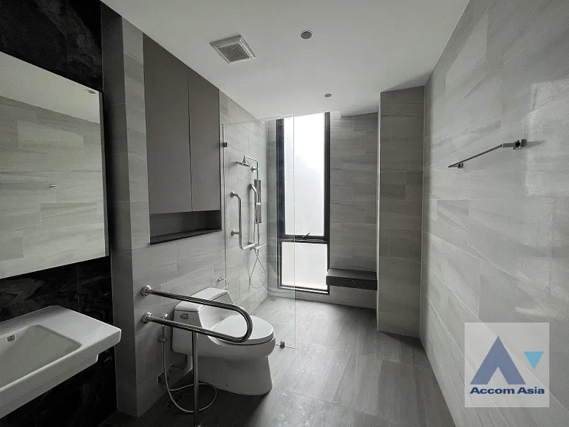 รูป 🔼🔽 AccomA 📩 Luxury Modern Pool Villa with Full Glass and Natural Finish (AA34992) - รูปที่ 19/20