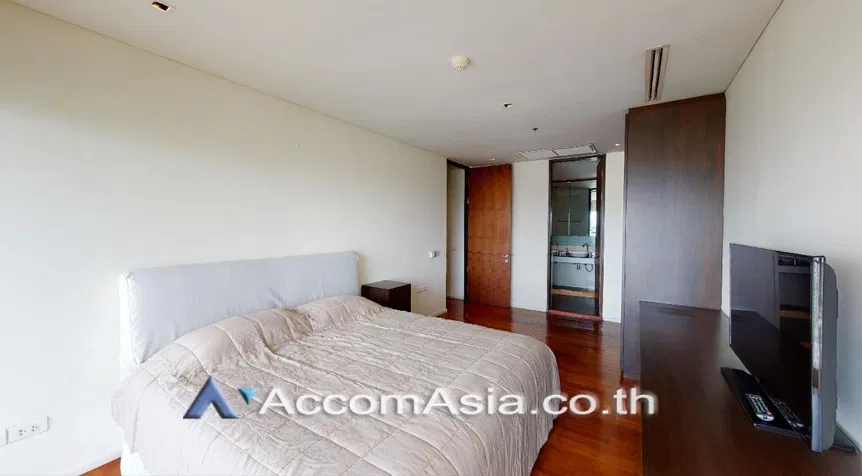 picture 🔼🔽 AccomA 📩 Spacious modern condominium with lake-view balconies in Sukhumvit (2037701) - 10/14