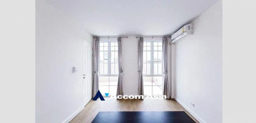 รูป 🔼🔽 AccomA 📩  3 BR Townhouse @Garden Square Sukhumvit 77 (13002263) - รูปที่ 8/14