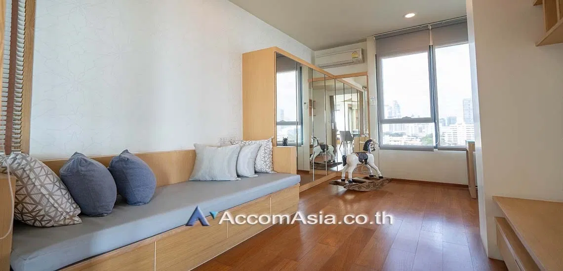 รูป 🔼🔽 AccomA 📩 Condominium with skyline, river, and pool view in Sathorn (13001137) (13001137) - รูปที่ 2/9