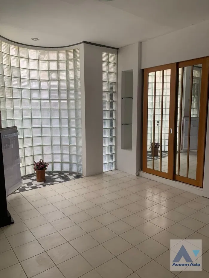 รูป 🔼🔽 AccomA 📩 Home Office 3 BR Townhouse in Thung Wat Don (AA36393) - รูปที่ 3/14