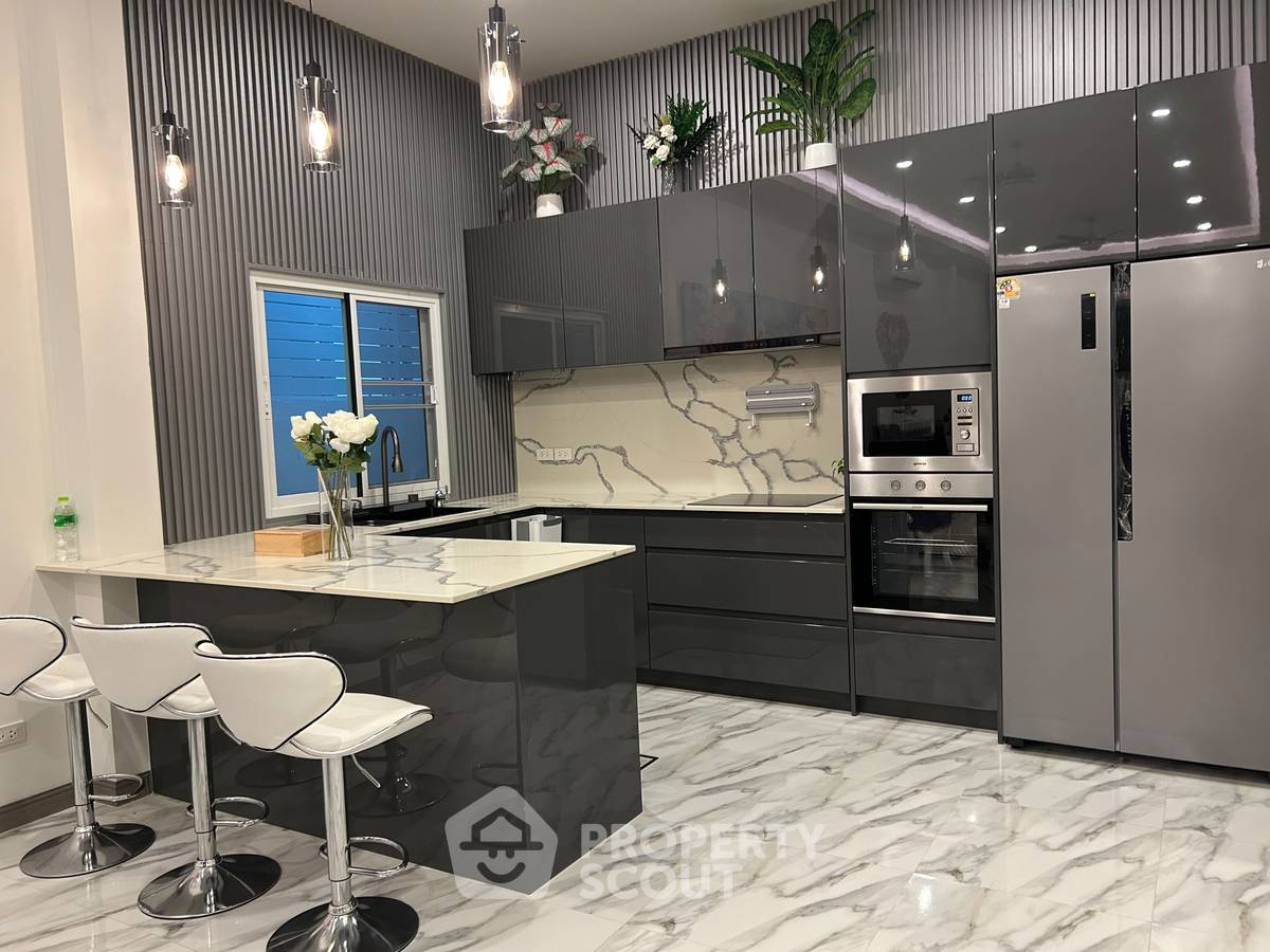 รูป วิลล่า 5-ห้องนอน ใน ทับใต้ (ID 2283684) - รูปที่ 25/30