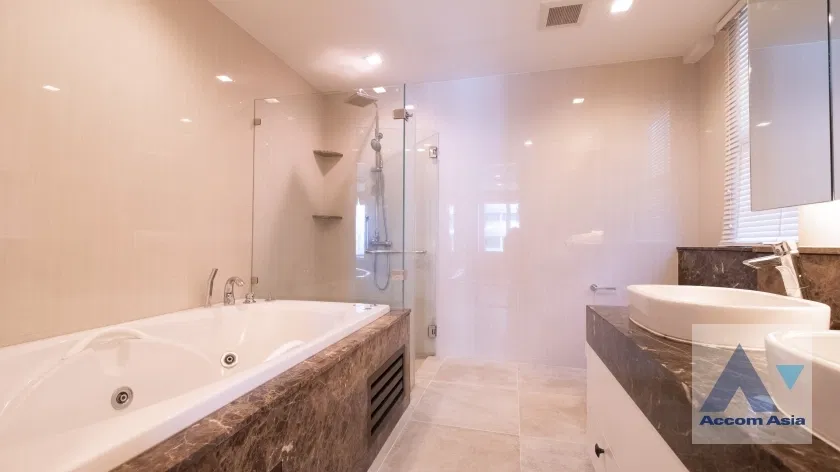 รูป 🔼🔽 AccomA 📩 Pet friendly,A whole floor 4 BR Condominium @Ideal 24 (AA13195) - รูปที่ 15/20