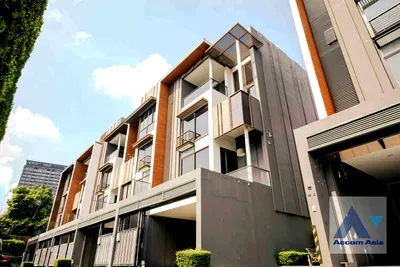 บ้านเดี่ยว ซอยปรีดี พนมยงค์ (สุขุมวิท 71) : 🔼🔽 AccomA 📩 4 Storey Modern Townhouse For Sale Fully furnished (AA18039)