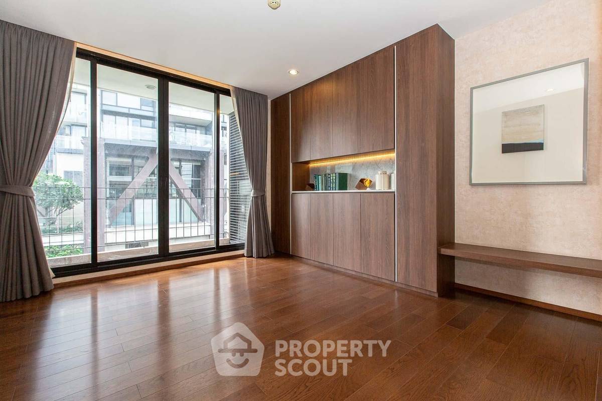 picture 4-BR Condo at The Hudson Sathorn 7 near BTS Chong Nonsi (ID 1518977) - 10/10