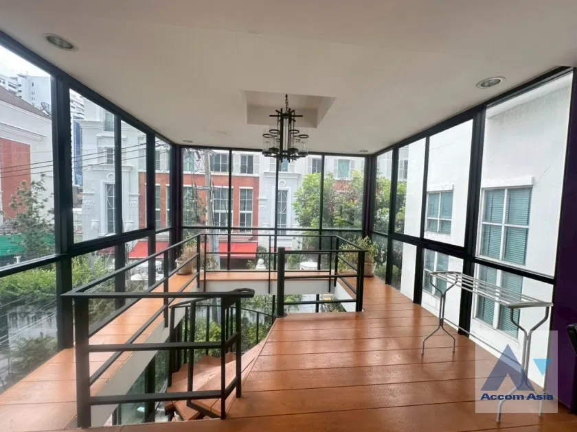 picture 🔼🔽 AccomA 📩  2 BR House in Khlong Ton Nuea (AA43887) - 2/18