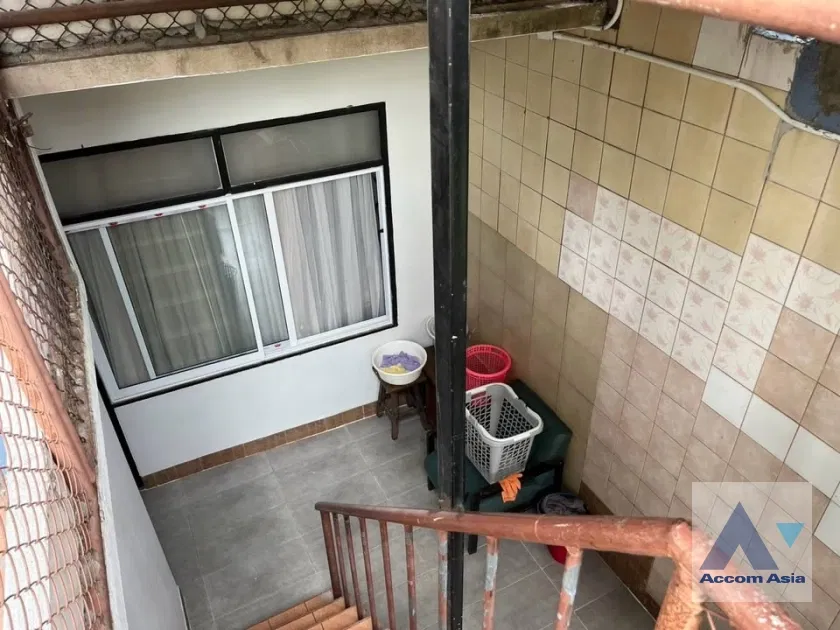 รูป 🔼🔽 AccomA 📩  3 BR Townhouse in Khlong Toei (AA43521) - รูปที่ 17/18