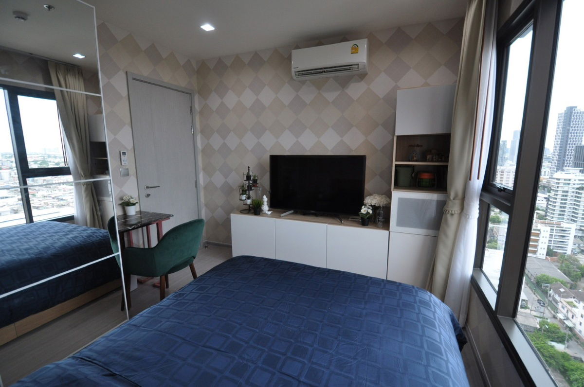 picture For Sale: Life Sukhumvit 62 by AP - 14/20