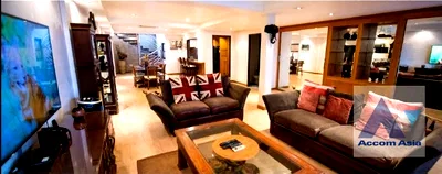เช่าทาวน์โฮม MRT สุขุมวิท : 🔼🔽 AccomA 📩 Fully furnished classic-style home with rooftop terrace (AA25719)
