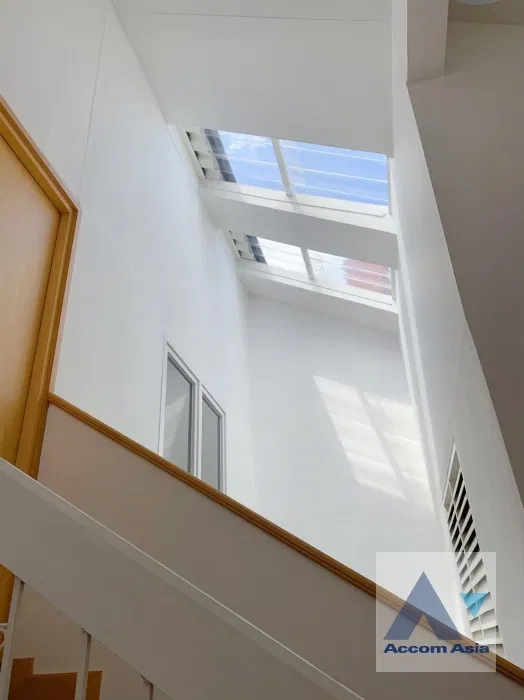 picture 🔼🔽 AccomA 📩 Home Office,Pet friendly 4 BR Townhouse in Khlong Toei (AA29533) - 18/19