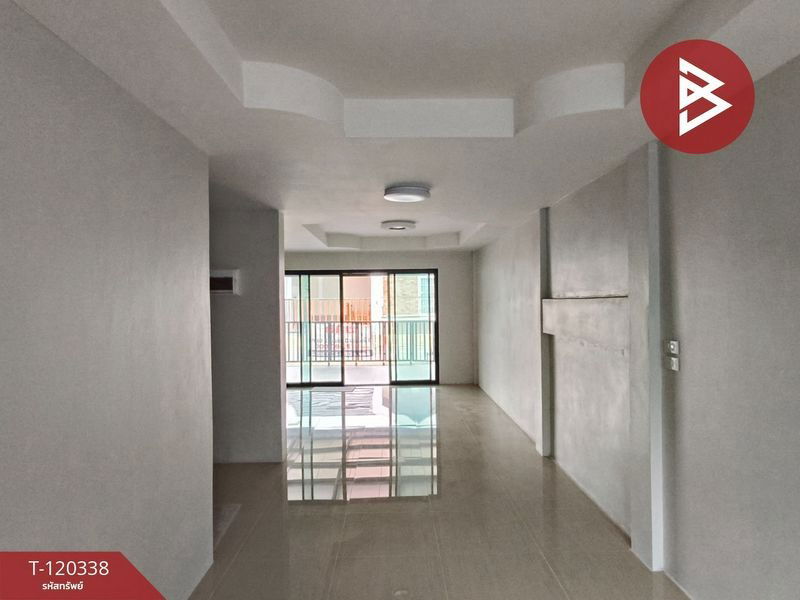 รูป บ้านทาว์เฮาส์ มือหนึ่ง  2 ชั้น  ทำเลค้าขายได้ - รูปที่ 1/14