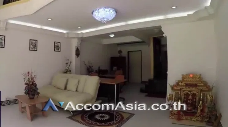 picture 🔼🔽 AccomA 📩 Home Office 4 BR House in Si Lom (AA11039) - 1/11