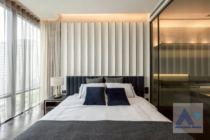 รูป 🔼🔽 AccomA 📩  Modern minimalist condominium with wooden interior and full-height glass (AA43843) - รูปที่ 9/20