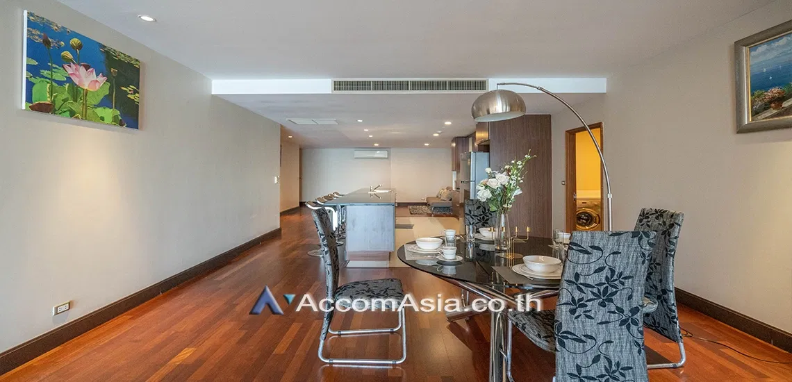 รูป 🔼🔽 AccomA 📩 Modern condo with skyline view and classic interior (1520456) - รูปที่ 2/10