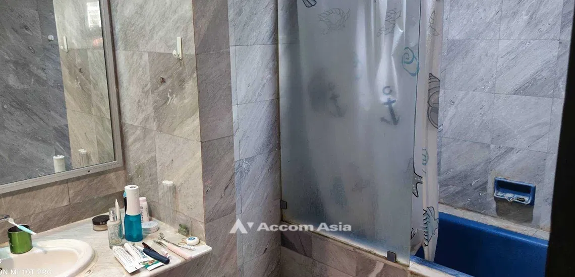 picture 🔼🔽 AccomA 📩 Condominium with generous layout and rare outdoor space in Asoke (AA32070) - 12/13