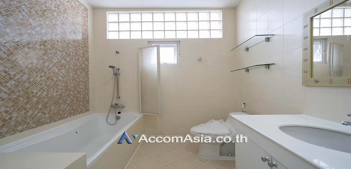 picture 🔼🔽 AccomA 📩 Detached house with garden and guest house in Sukhumvit (AA16914) - 13/14